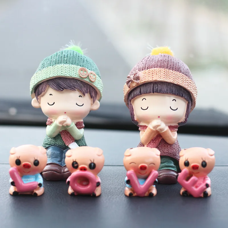 Creative Couple Car Ornaments Cute Doll Decoration Car Center Console Decorations Car Gifts Auto products Girl Gift Accessories