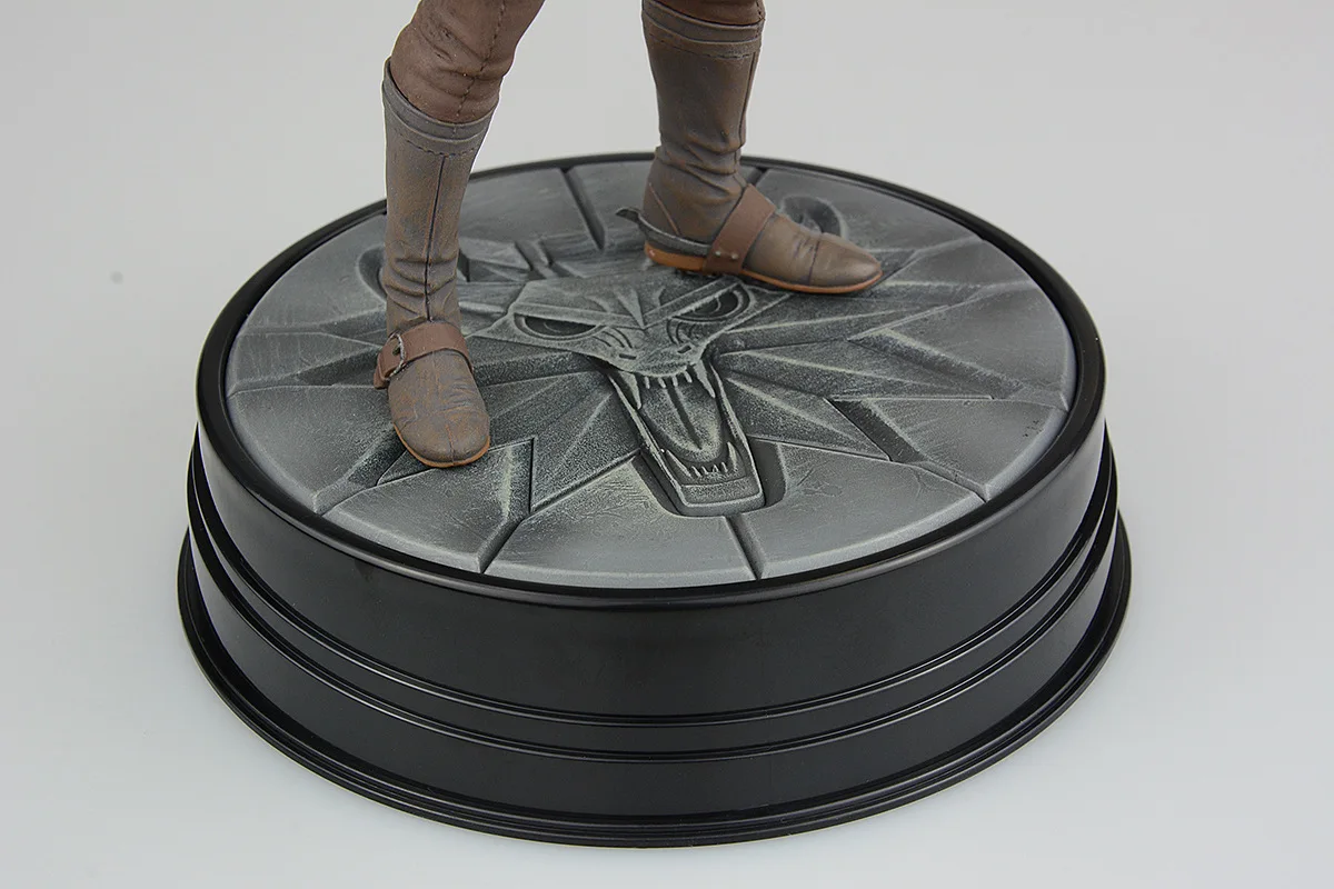 Аниме Garage Kit Darkhorse Wizard 3 Crazy Hunting Geralt Garage Kit Geralt Wild Hunt Leaf Nefarian Tome