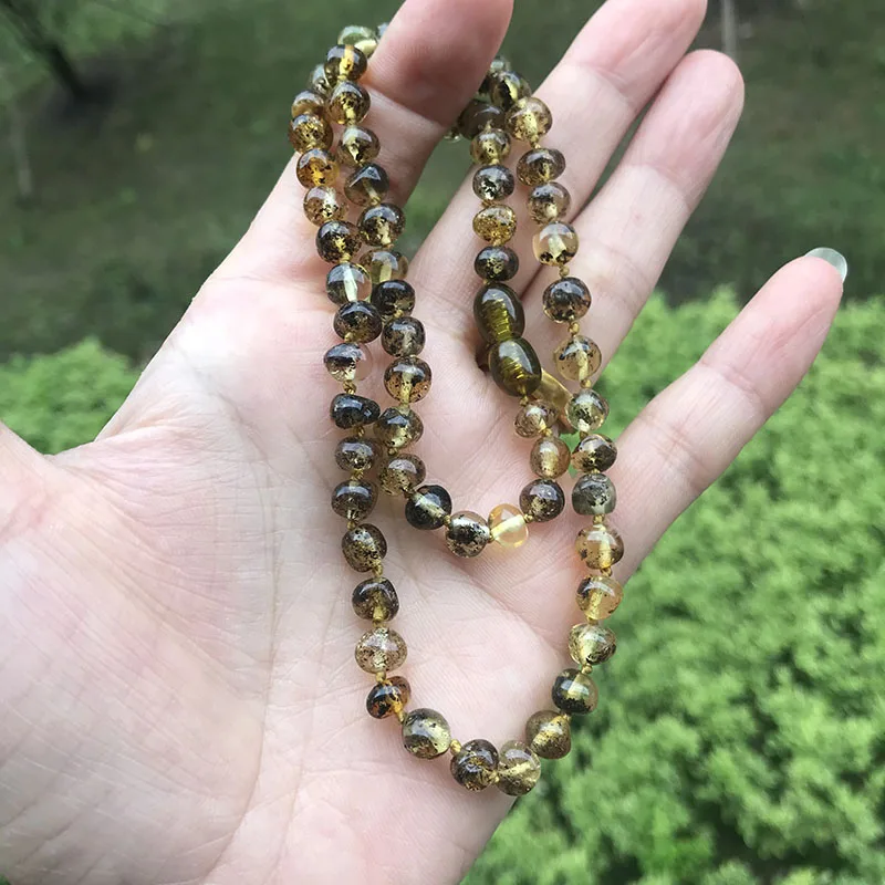 Yoowei 2020 New Baby Amber Teething Necklace High Quality Gift for Birthday Unique Adult Infant Green Amber Jewelry Wholesale