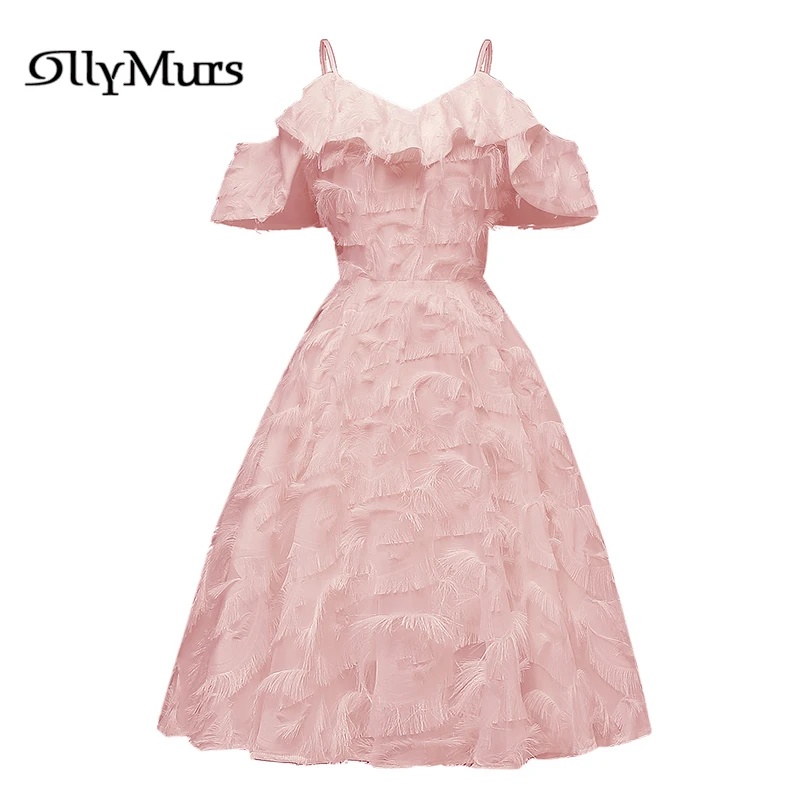 

Ruffles Boat Neck Women Party Dresses LR905 Feathers Tassel A-Line Elegant Prom Dress Spaghetti Strap Burgundy Formal Gowns