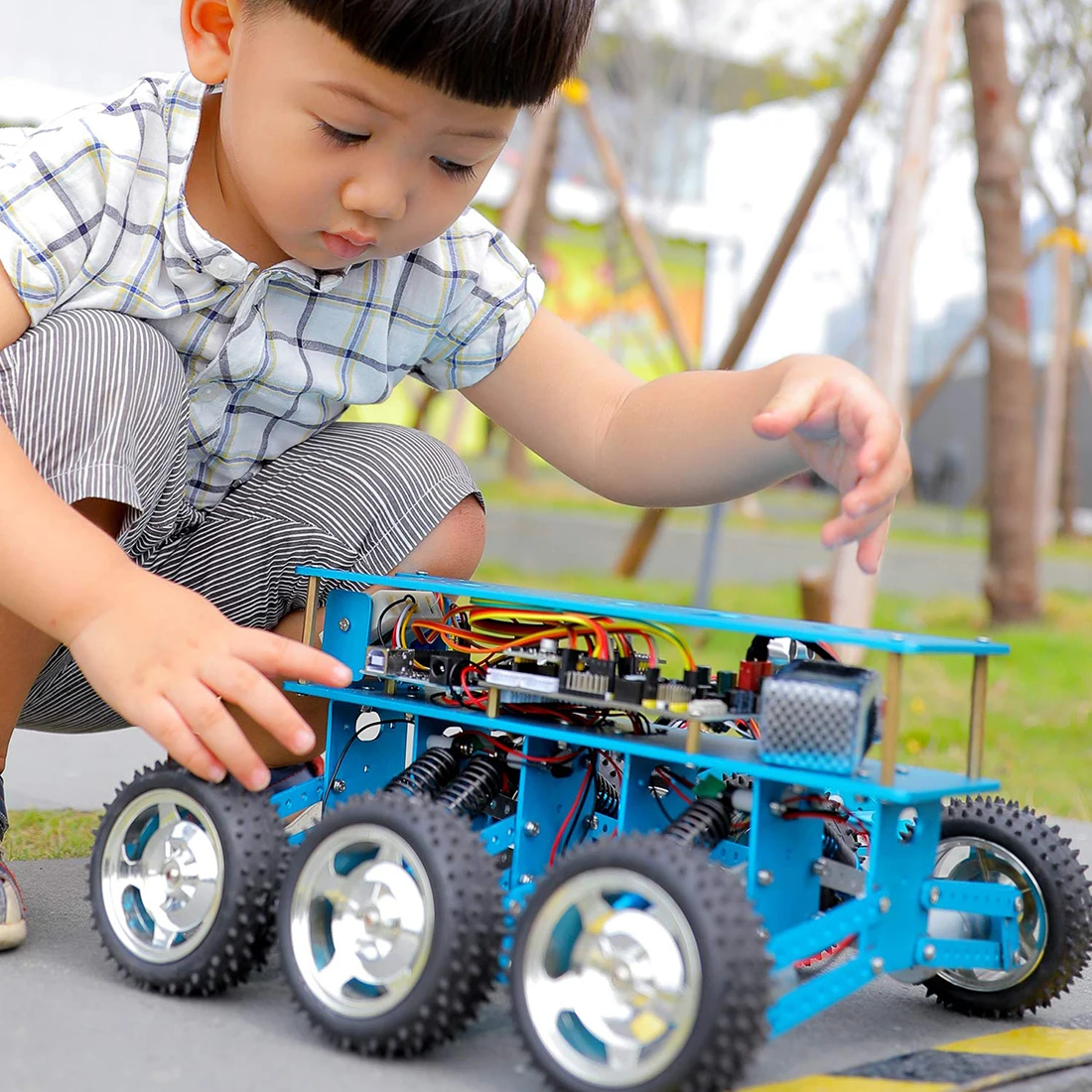 6WD внедорожник робот машина с камерой для Arduino UNO DIY Набор Робот для программирования интеллектуальное образование и обучающая игрушка для ребенка