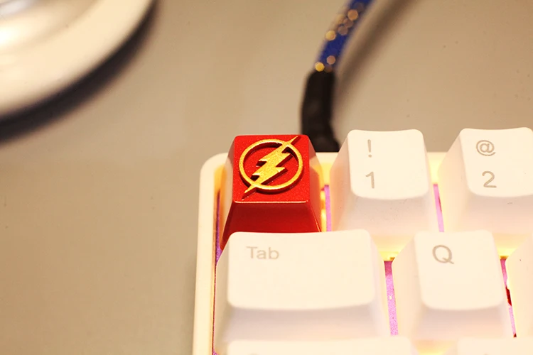 Feito à Mão Keycap para dc Super-herói o Flash Resina Personalizado Chave Boné 3d Estereoscópico Teclado Mecânico 1pc - Imagem 4