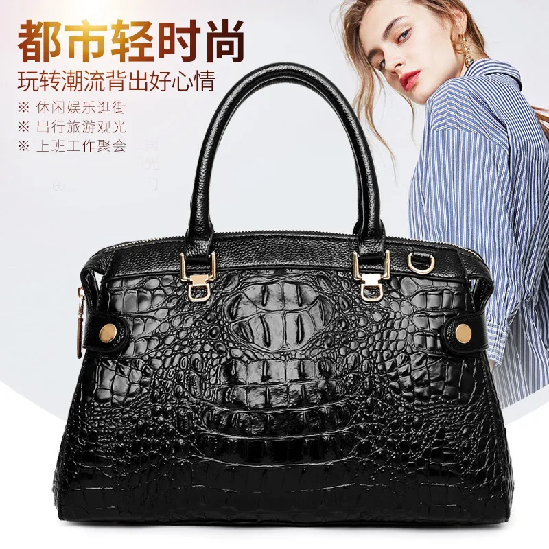 

High-volume 2019 new European and American fashion, stylish and stylish handbag