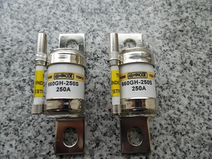 Предохранители: 660 GH-250 S 250A 660V aR/660GH-250SUL/660 GH-315 S 315A 660V aR