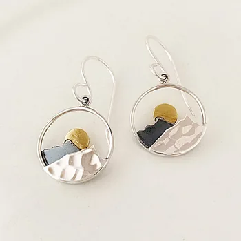 

Japanese and Korean Sen Female S925 Sterling Silver Earrings Mountain Earrings Female Simple Mountain Points Golden Moon Jewelry