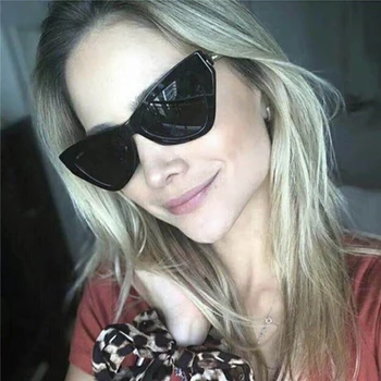 

butterfly Sexy Cat Eye Sunglasses Women Brand Designer Pink crystal sun glasses for women fashion 2019 New Gradient Glasses