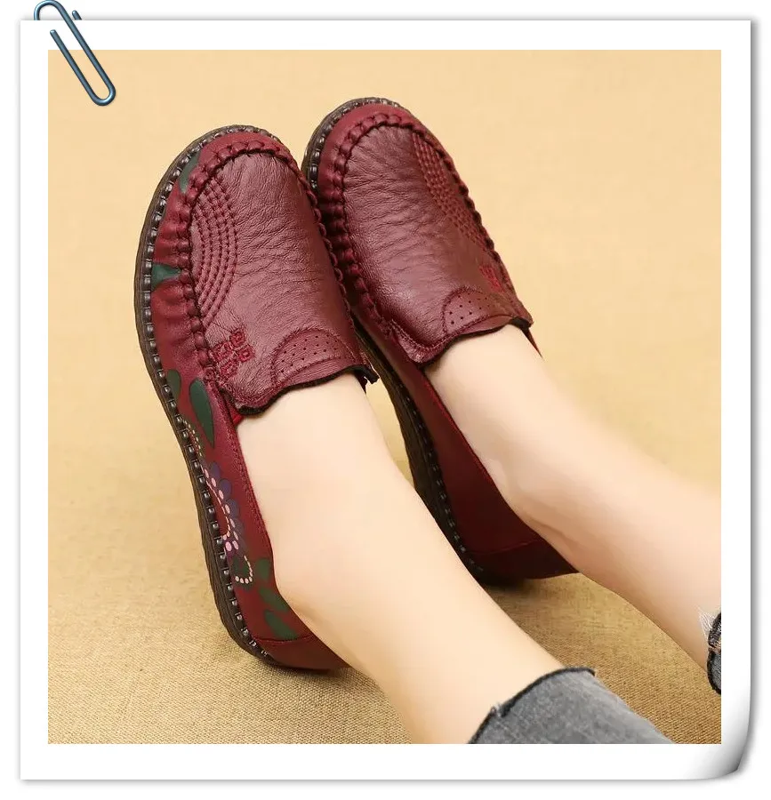 Size 41 Round Toe Women Genuine Leather Flats Autumn Slip On Floral Decor Leather Moccasins Shoes Woman Soft Casual Loafers Mom