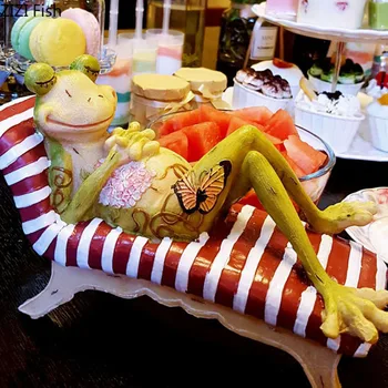 

Garden Decoration Lounge Chair Frog Simulation Animal Lawn Ornaments Lovely Resin Frog Crafts Courtyard Furnishing Outdoor Decor