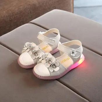 

New Summer LED Light Girls Sandals Flower Kids Shoes Children's Princess Shoes LED Flash Sandals Antiskid Sandal
