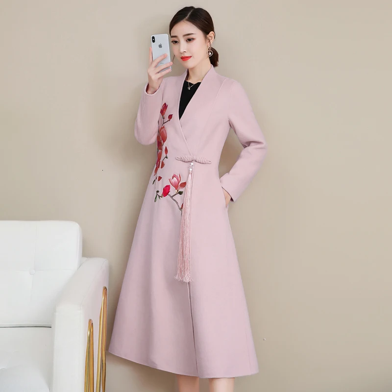 Осенне-зимнее Новое Женское Вышитое шерстяное пальто с пуговицами и лентами, модифицированное китайское шерстяное пальто, элегантное женское пальто - Цвет: Pink