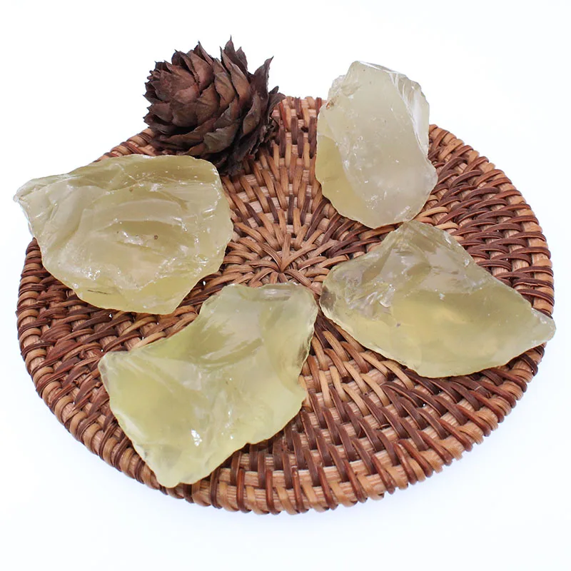 

NaturalCrystalRoughStoneYellowCrystalOreJadeRawMaterialCrystalStonePracticeHandMaterialFragrant Stone Fish Tank Decoration Stone