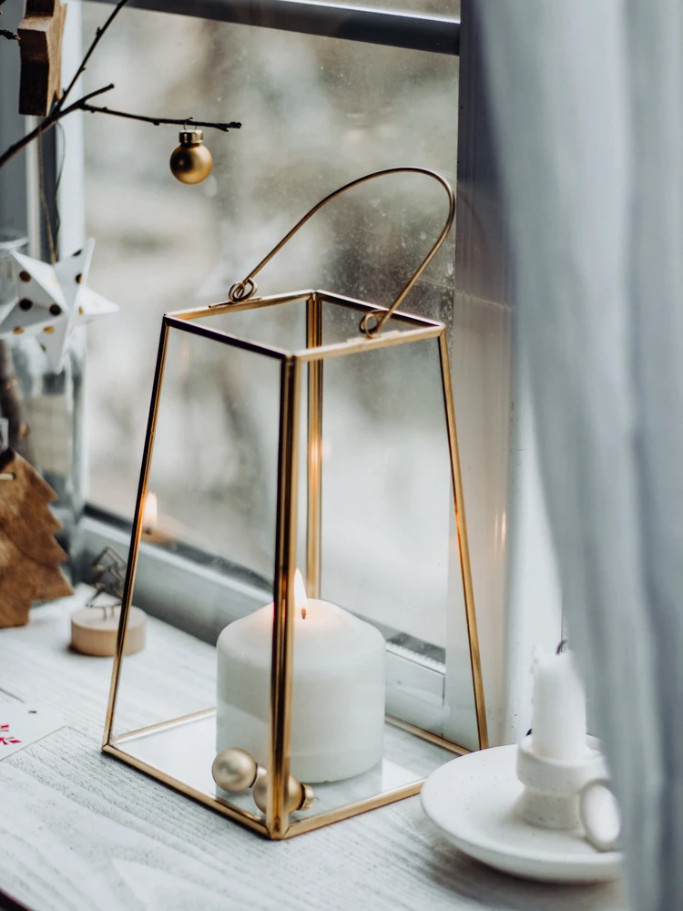 

Nordic Retro Candle Holders Gold Glass Iron Geometric Candlestick Lantern Metal Wind Lamp Wedding Decoration Bougeoir home FC131