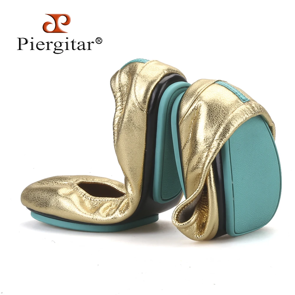 

Piergitar 2019 new gold colors women's loafers Female Boat shoes Foldable cow leather insole and outsole plus size women flats