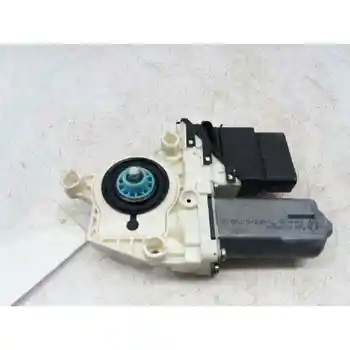 

1K0959704E WINDOW MOTOR REAR RIGHT VOLKSWAGEN TOURAN (1T1)