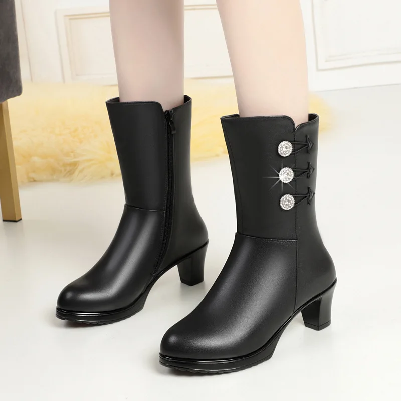 Winter plus velvet cotton shoes women's shoes wool large size mid-heel thick-soled mid-tube boots women full leather short boots