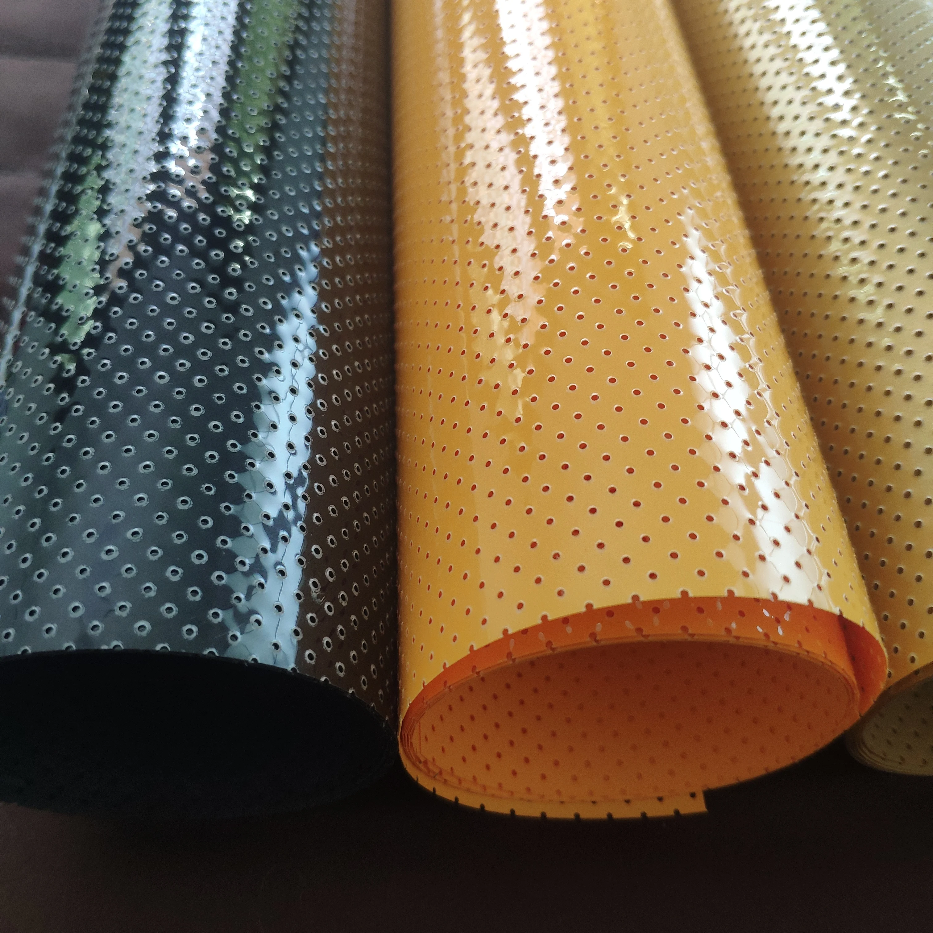 

NEW 25cmx100cm Vent Hole PU Heat Transfer Vinyl Cutting Film Cutter Press Iron-on for Textile T-shirt