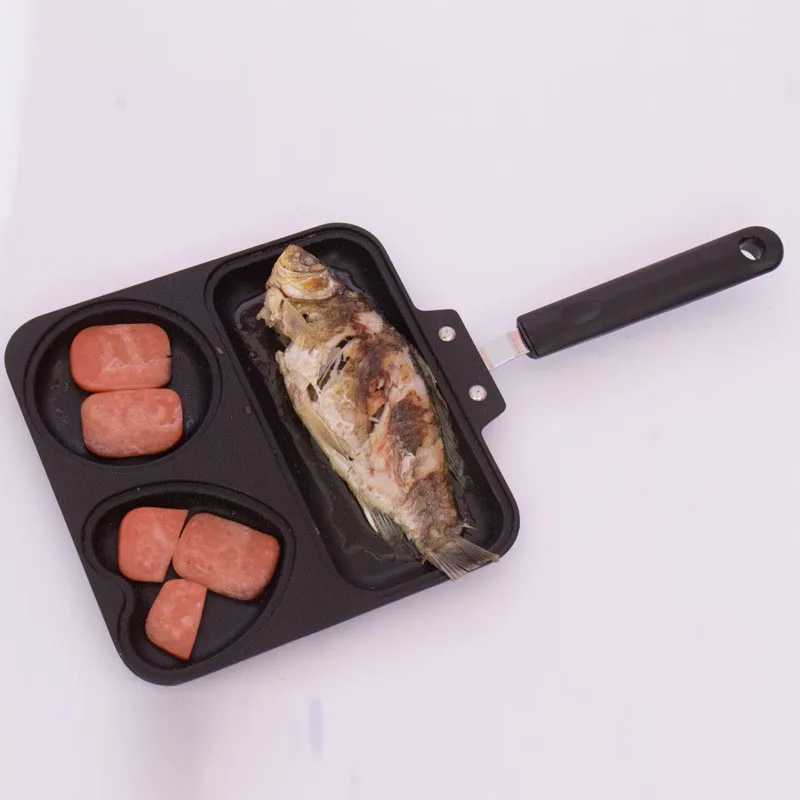 

3-In-1 Multifunctional Love Mold Fried Pan Breakfast Omelette Frying Pan With Brush Non-Stick Wear - Slip Mini Egg Steak Pan