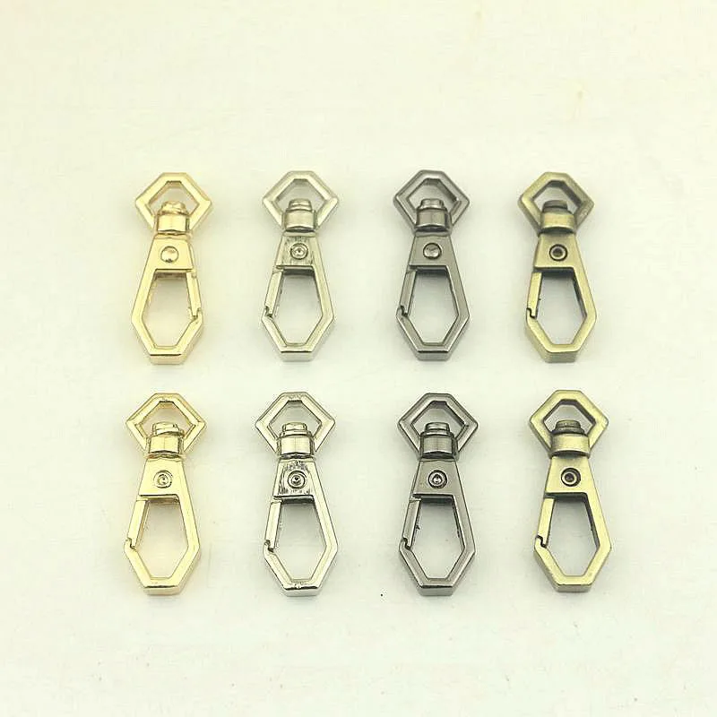 30pcs 7mm Metal Buckles Triangle Lobster Clasps Swivel Snap Hooks for Bags Chain Handbag Strap Connection Hardware Collar Clasp