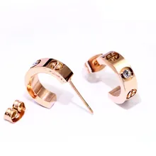 Корейская версия темперамент крест титана стали серьги женщин дикая личность розовое золото супер сказочные серьги