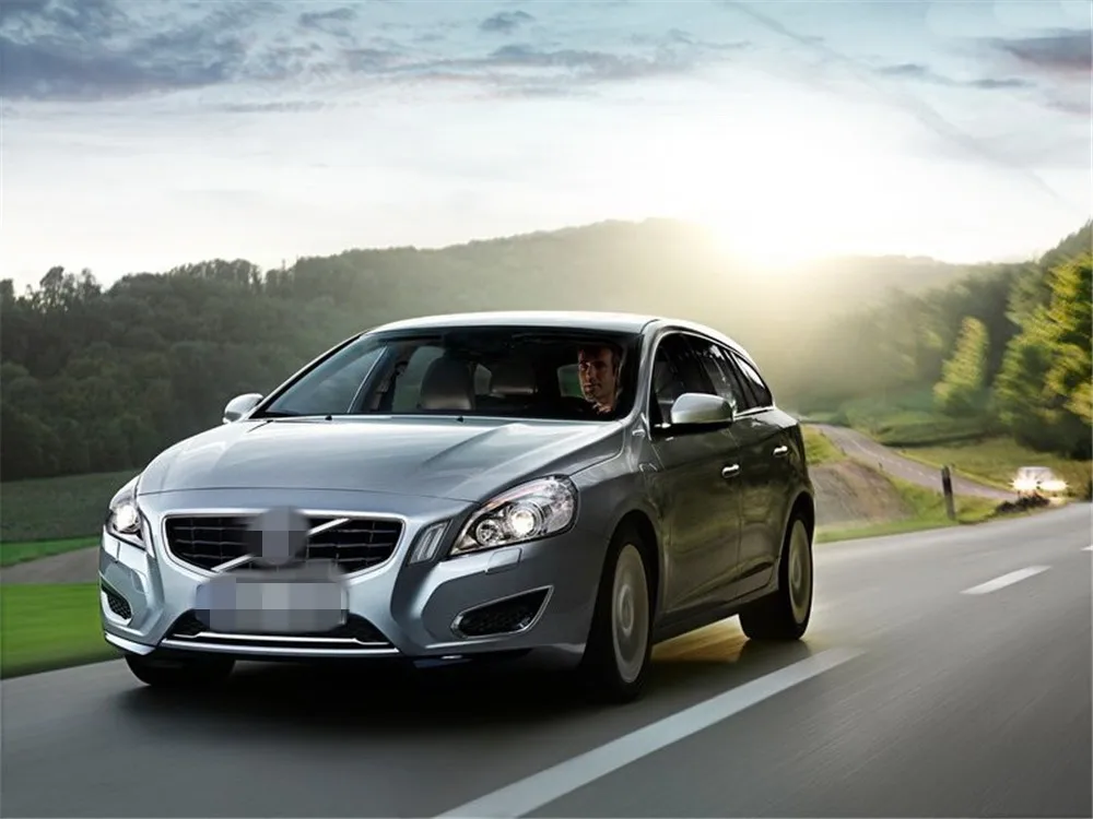 Volvo-V60_Plug-in_Hybrid_2013