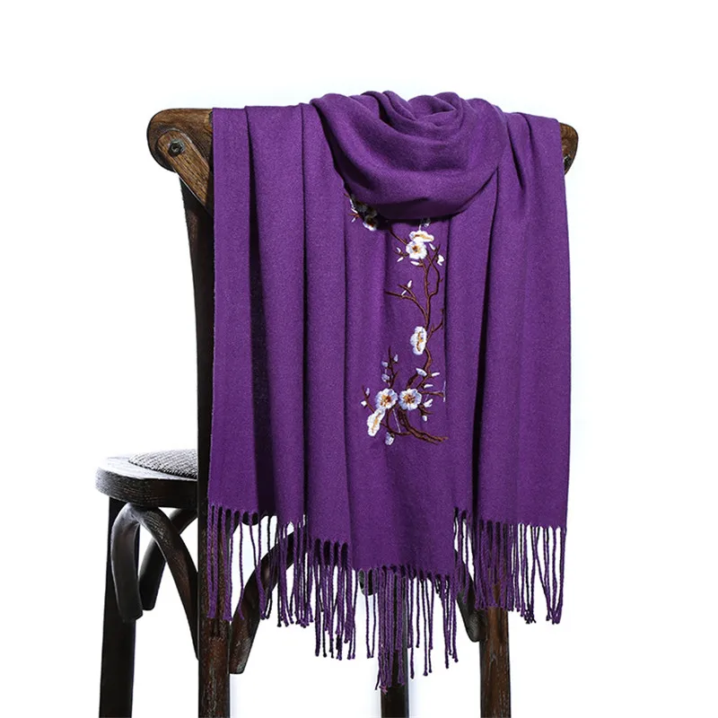 Женский шарф из искусственного кашемира с цветочной вышивкой, шарфы с кисточками, зимнее теплое пончо, женские желтые шали, зимние пашмины - Цвет: Фиолетовый