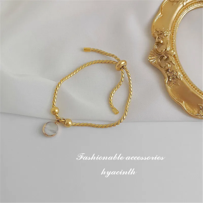 

2020new Korean Fashion Elegant Shell Hand Accessories Delicate Retro Style Matte Adjustable Female Bracelet