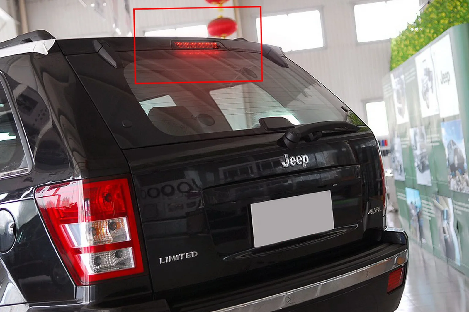1x светодиодный светильник стоп-сигнала третьего уровня подходит для Jeep Grand Cherokee MK III 2005-10
