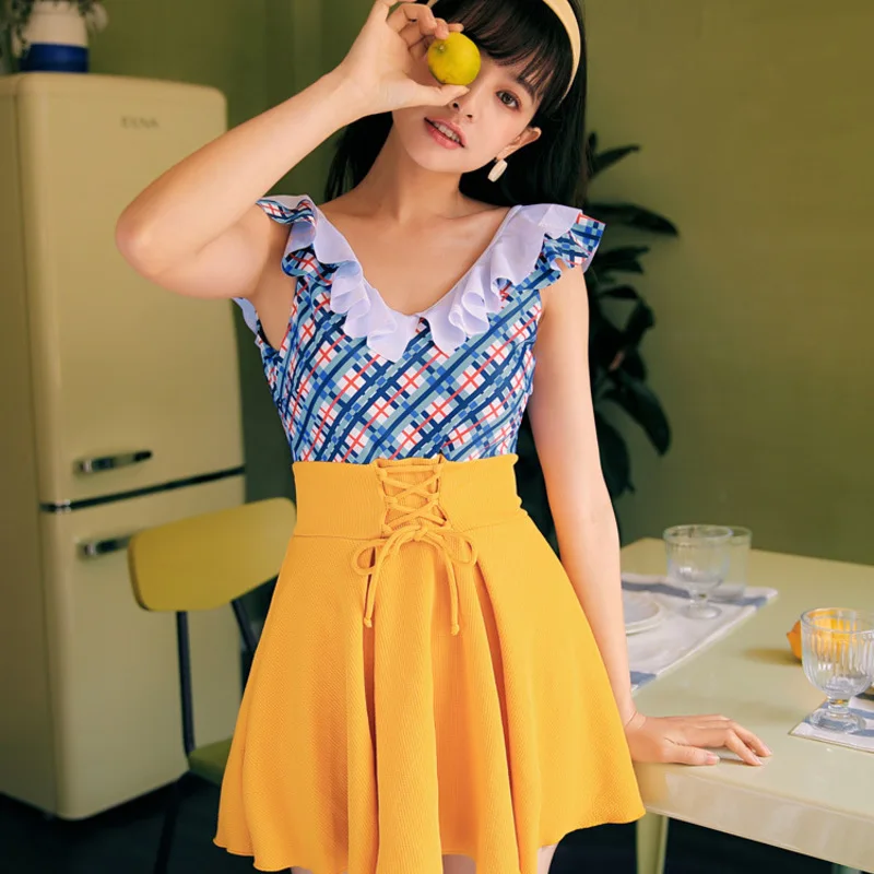 

Women's Swimwear One Piece Bathing Suit 2019 Women May Female Beach Swimsuit Woman Fused Suits Block New Sexy Hot Paisley