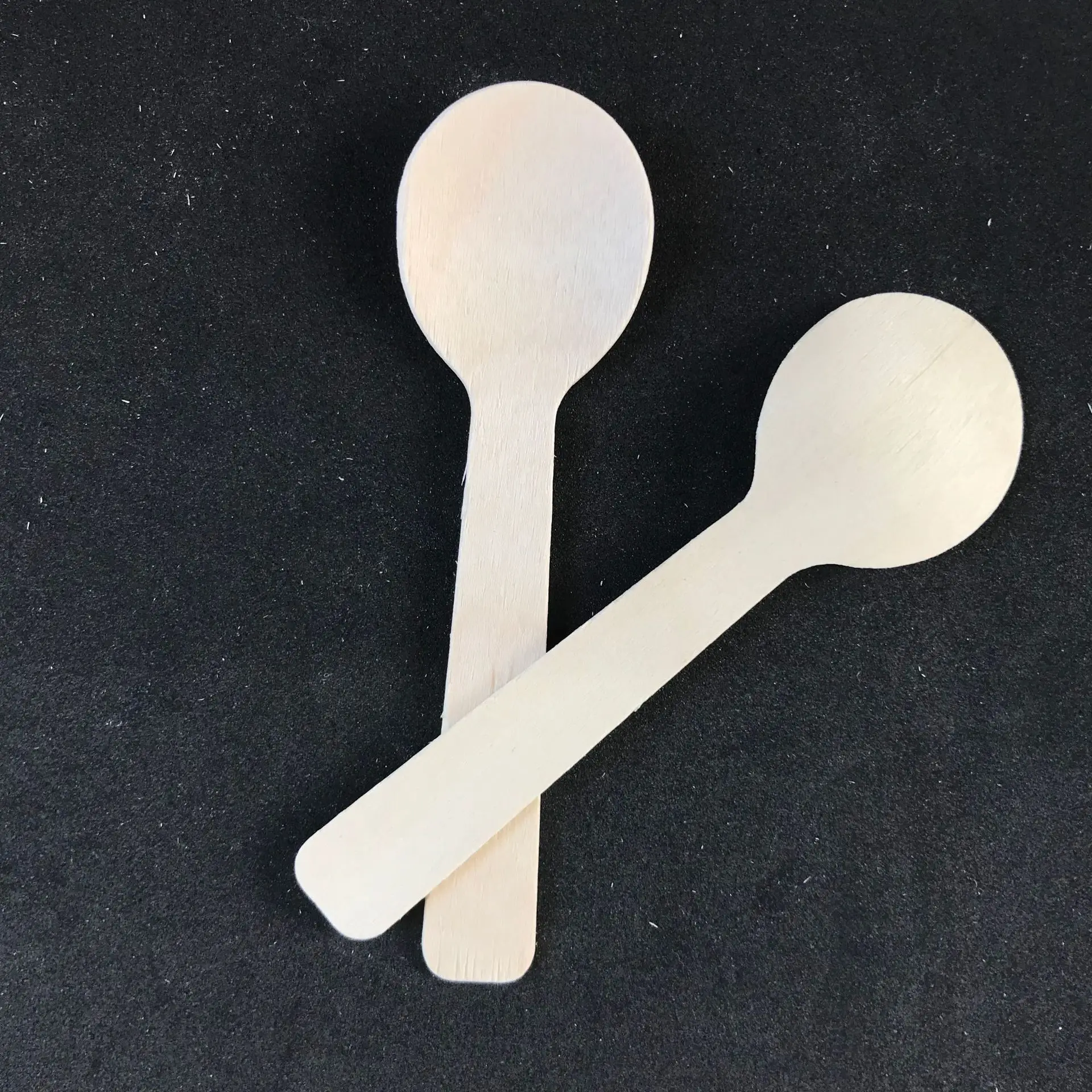 100mm spoon 1 100pcs Disposable Healthy new wooden cake spoon Smooth Natural Ice Cream Spoons Dessert kid spoon for Yogurt mini small spoon - Цвет: 100mm spoon 1