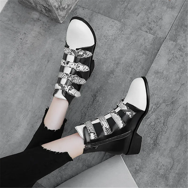 

2019 Autumn And Winter New Snakeskin pattern boots Fashion Women'sSquare heel boots Zipper Concise Round head Woman Boot