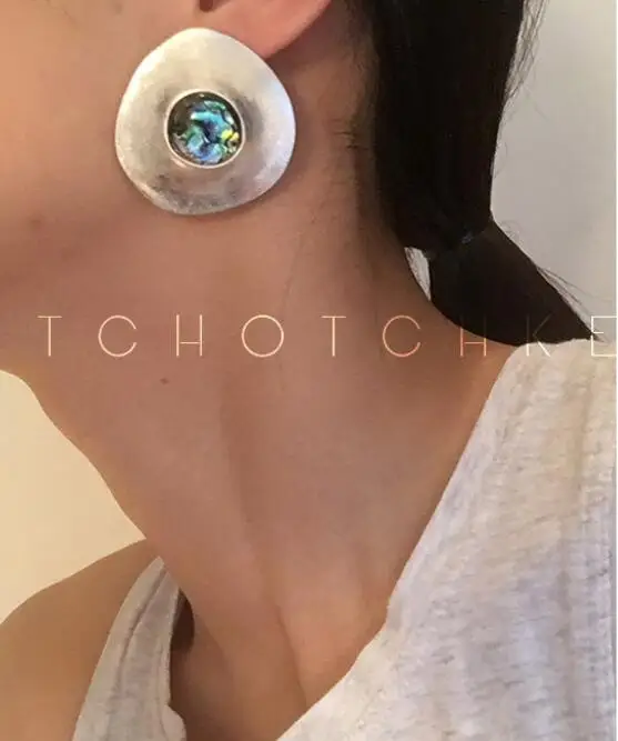

Timeless Wonder Retro Geo Natural Shell Stud Statement Earrings Women Jewelry Punk Gothic Boho Hiphop Runway Rare Fashion 5469