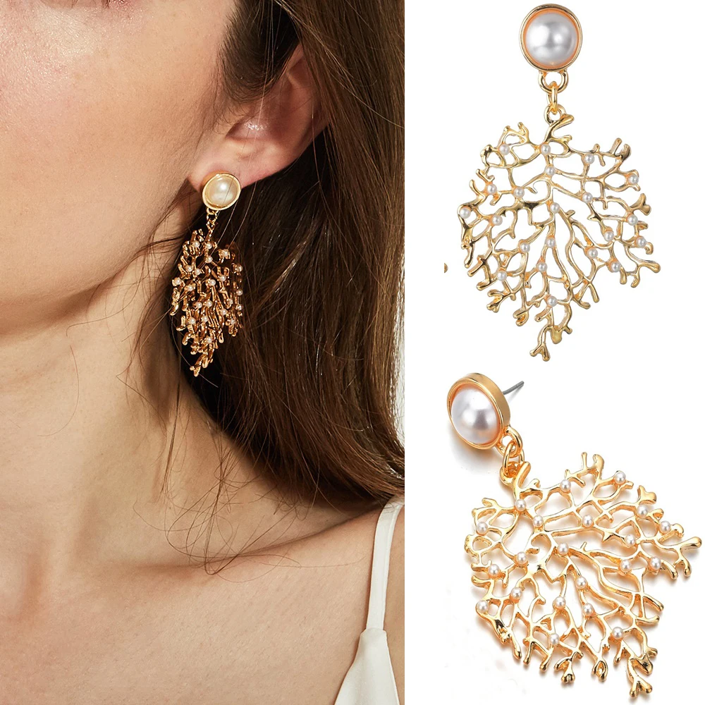 

Terreau Kathy Luxury Gold Color Coral Leaves Pearl Earrings Exaggeration Maple Leaf Bohemia Earrings Women Long Dangle Bijoux