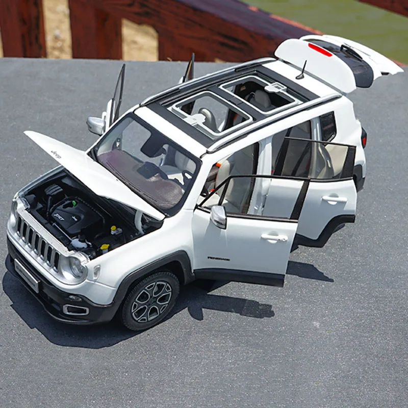 1:18 весы Freeman Renegade сплав модель автомобиля литье под давлением металлический автомобиль игрушки коллекция Детские сувениры показать домашний дисплей детский подарок