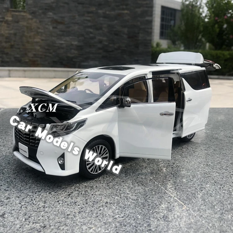 Литая под давлением модель автомобиля для KengFai Alphard RHD HK версии 1:18(белый)+ маленький подарок