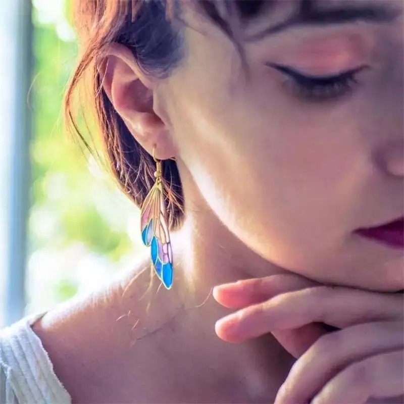Dreamy-Fairy-Gradient-Colorful-Butterfly-Wings-Earrings-Romantic-Long-Wings-Drop-Earrings-For-Women-Girls-Fashion.jpg_.webp_Q90.jpg_.webp_.webp (5)_看图王