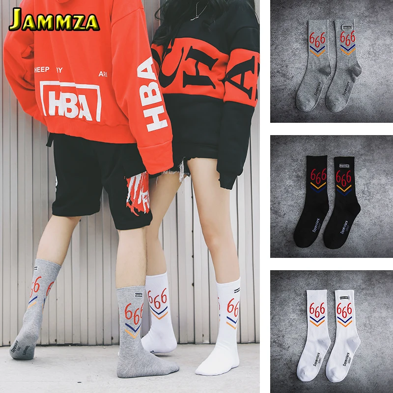 

New Fashion Men Stripe Solid Casual Socks for Women Hiphop Sporty Harajuku Couple Street Skateboard Cotton Digital 666 Socks Hot