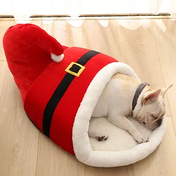 

2019 Soft warm red Christmas cat bed comfortable pet nest dog cat semi-closed Christmas warm soft winter pet dog cartoon bed