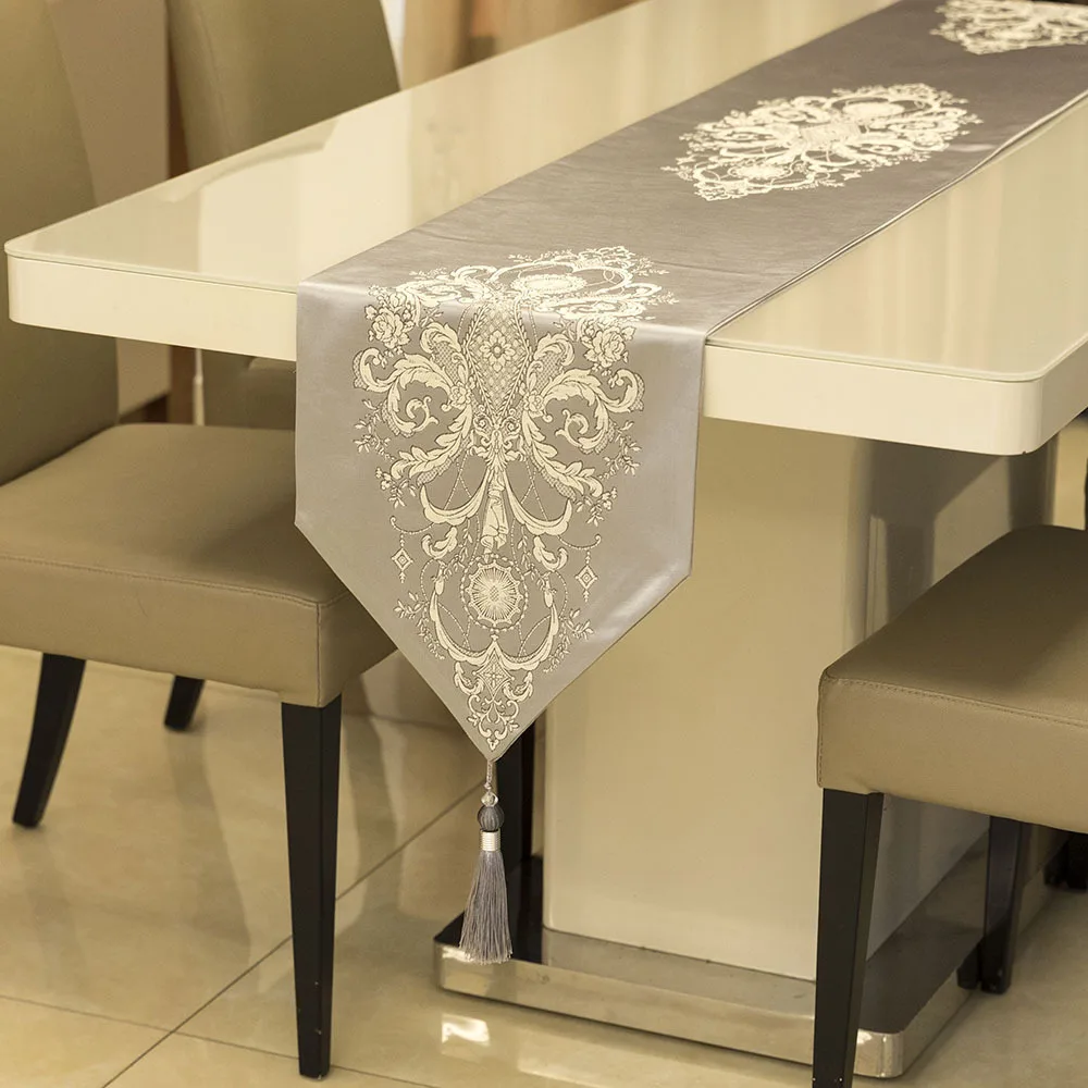 

New Chinese Style High-grade Embroidery Flower Table Runner Modern Simplicity Tassels Pure Color Champagne Dining Table Flag
