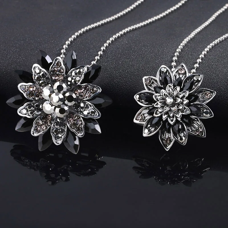 

SG Vintage Black Dahlia Necklace Pin Avengers Spiderman Crystal Flower Pendant Cosplay Choker For Women Men Personality Jewelry