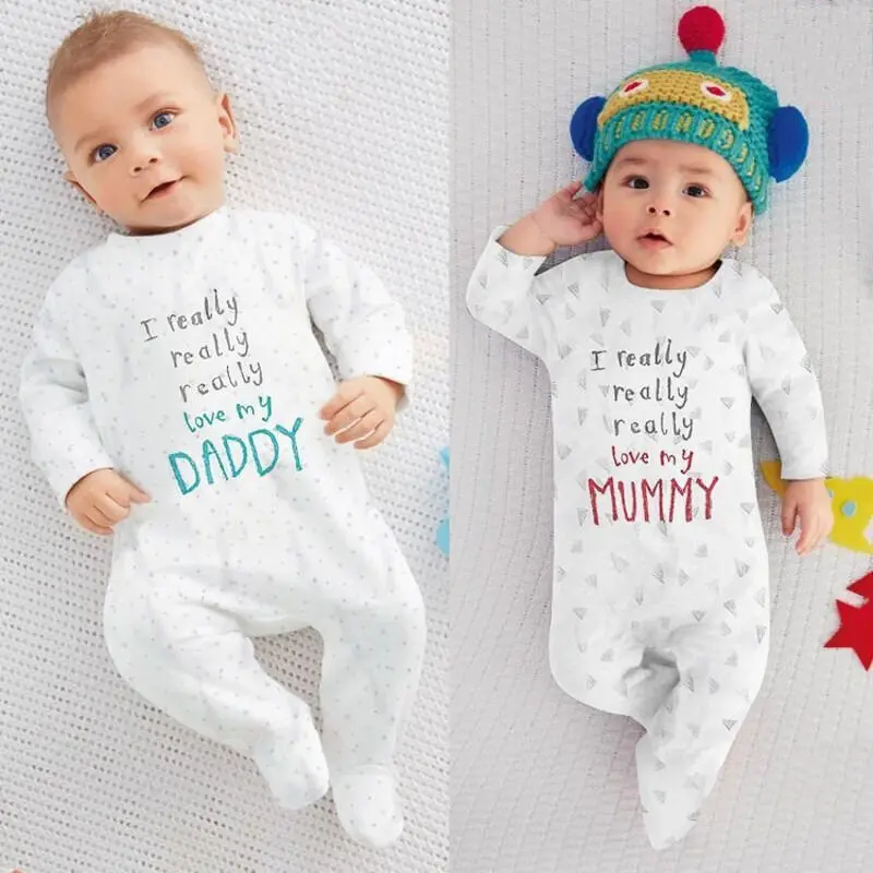 Комбинезон с длинными рукавами для новорожденных мальчиков и девочек, Хлопковая пижама с надписью I love Mum Dad, одежда для детей от 0 до 18 месяцев
