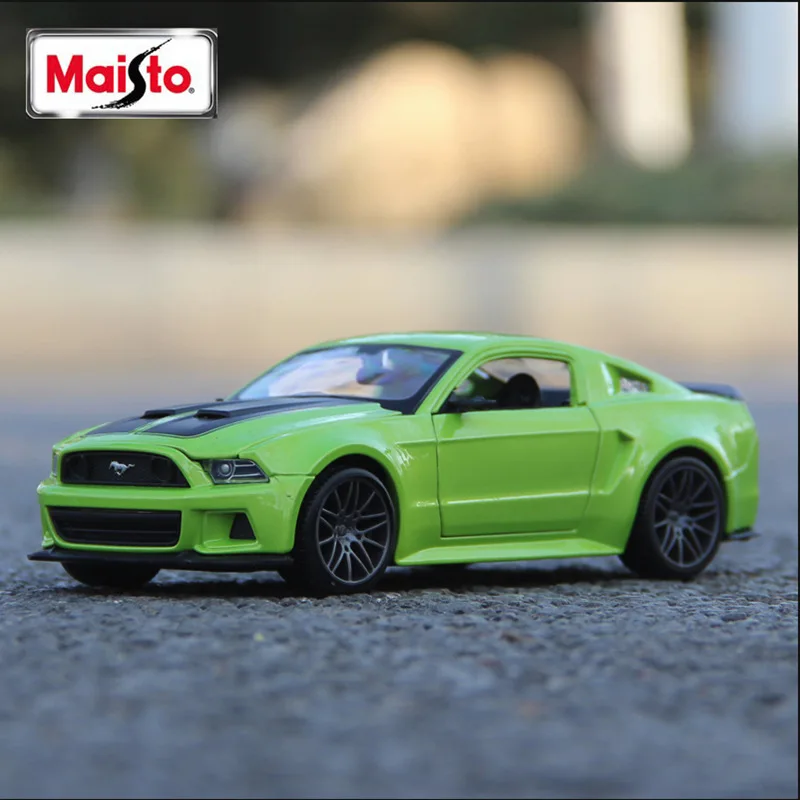 Maisto 1:24 Ford Mustang GT Roadster имитация сплава Модель автомобиля Моделирование Украшение автомобиля коллекция Подарочная игрушка - Цвет: Mustang GT
