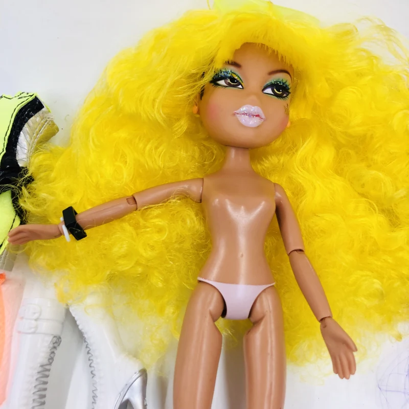 Оригинальная мода Bombhead Crazy girll фигурка куклы белый красный зеленый Сменные волосы BratzDoll Волшебная девочка и красивая одежда игрушка лучший подарок