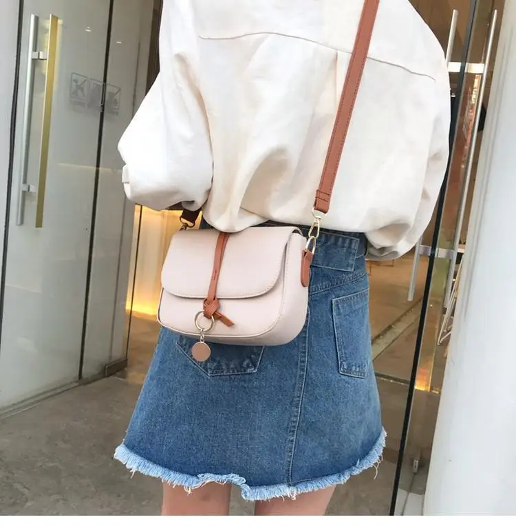 

2019 Summer New Style Europe And America Style PU Handbag Solid Color Metal Pendant Square Sling Bag