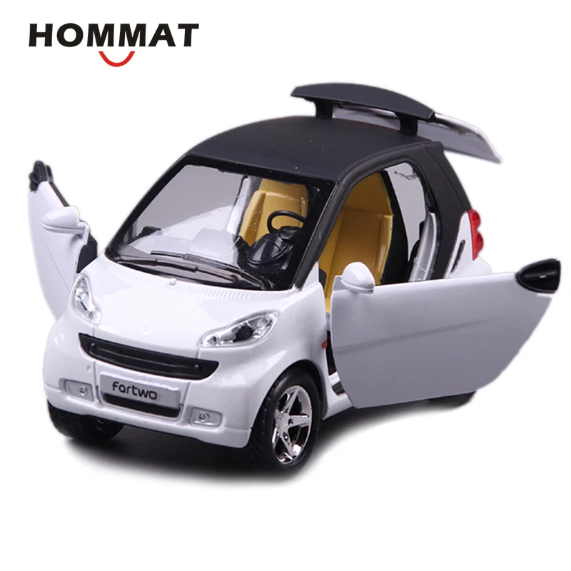 Модель автомобиля HOMMAT 1:24 Smart ForTwo из металлического сплава Игрушечная модель