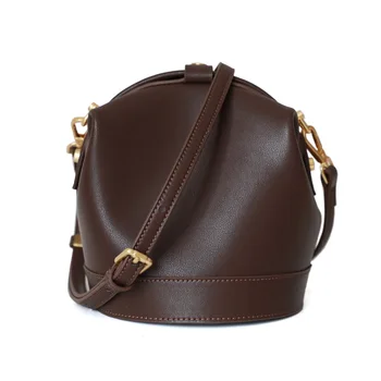 

2020 early spring leather mini clip bag shoulder Messenger doctor bag bucket bag leather tide bag