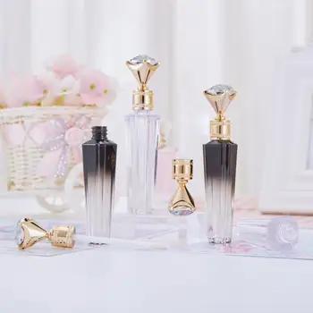 

1Pcs 3ML Diamond Cap Plastic Lip Gloss Tube Containers Bottle Empty Cosmetic Container Tool Makeup Organizer wholesale
