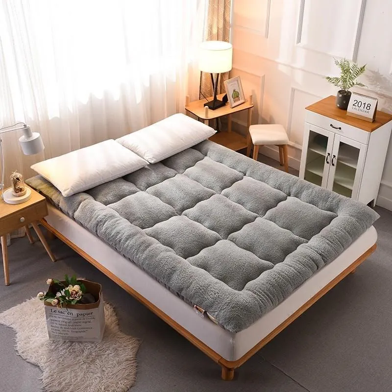 

Soft Lamb cashmere Fold Tatami Mattress Adults Single Double bedroom Bedding Mattress Topper Tatami Thick Warm Mat With Straps