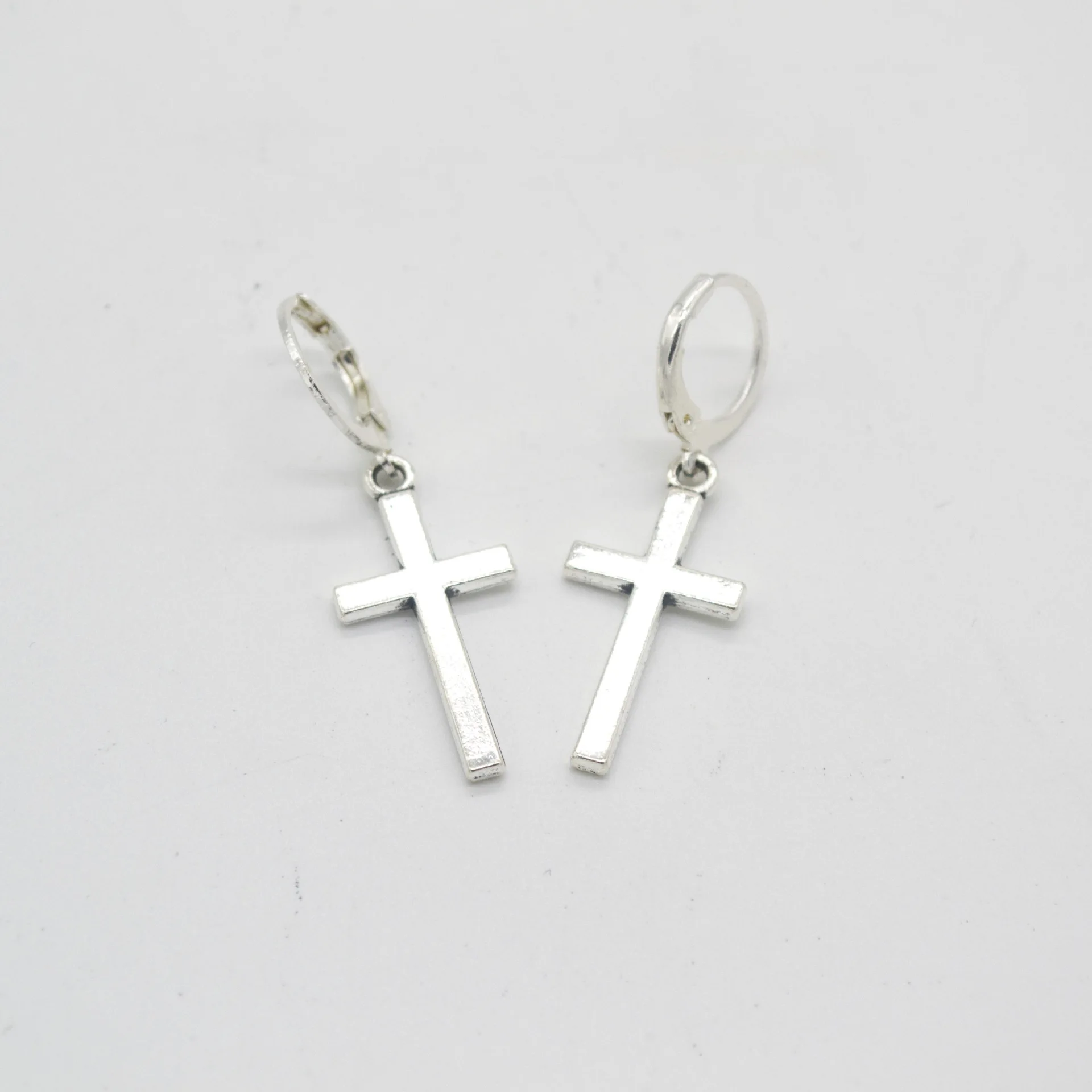 

2020 NEW Fashion Men Women Metal Hoop Cross Drop Dangle Ear Studs Earrings Party Punk Earring Jewelry Long Earrings