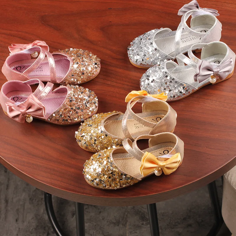 

2019 Spring New Girls Fashion Bright Diamond Children's Shoes Pearl New Year Small Shoes