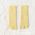 1 Pair yellow
